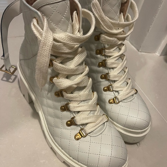 White motto boots authentic Gucci/ box and dust bags - Picture 15 of 16